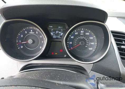 2014 Hyundai Elantra Se z USA, uszkodzony, nr VIN 5NPDH4AE3EH469377